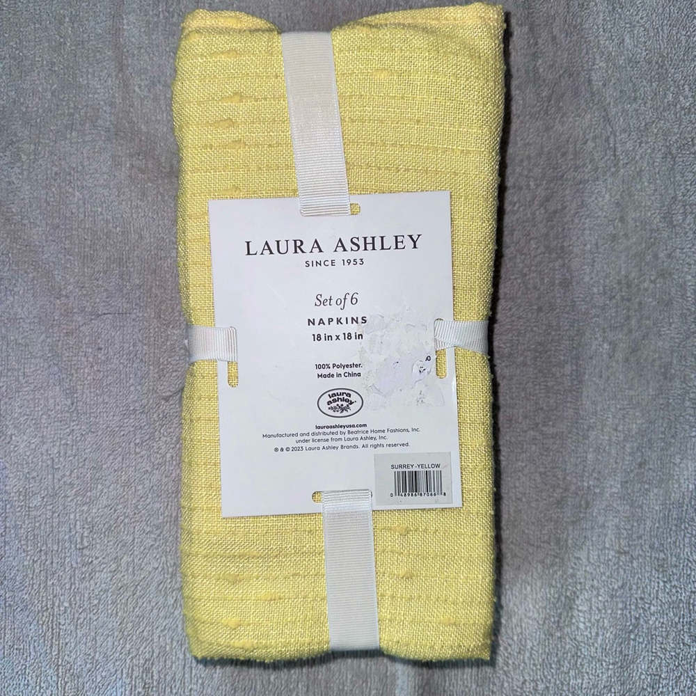 NWT Laura Ashley 18 x 18 Cloth Napkins Surrey Yellow Set Of 6